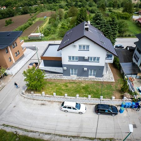 Sunny Corner Apartments Visoko Zewnętrze zdjęcie