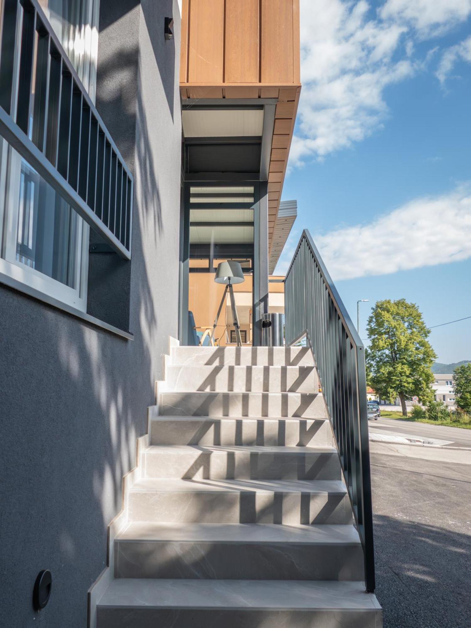 Sunny Corner Apartments Visoko Zewnętrze zdjęcie