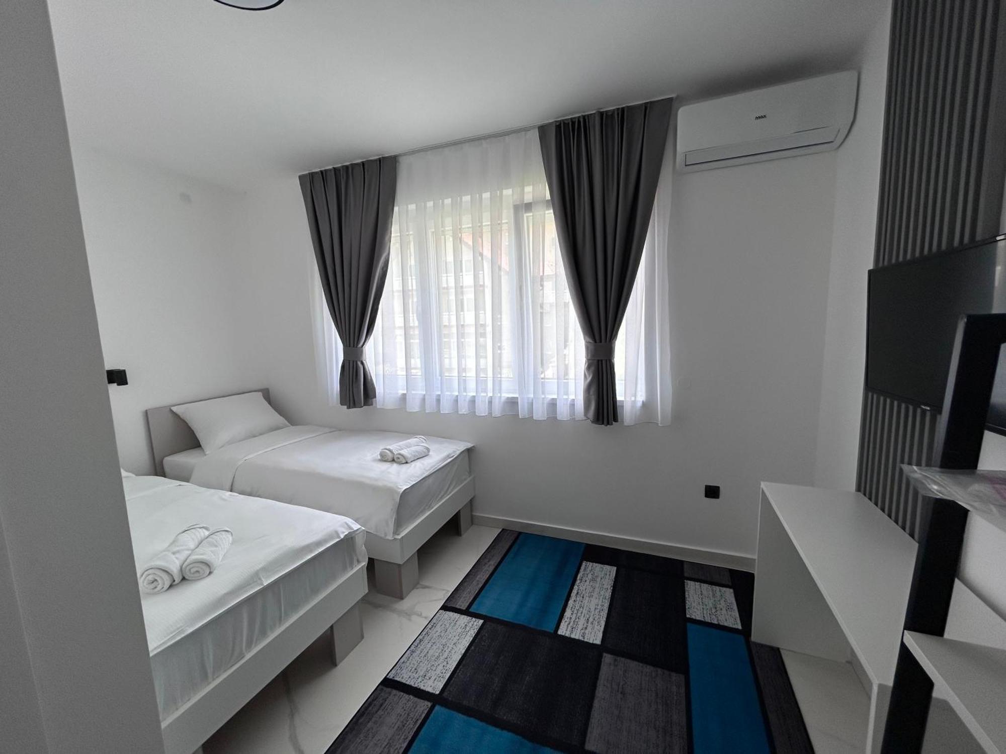 Sunny Corner Apartments Visoko Zewnętrze zdjęcie